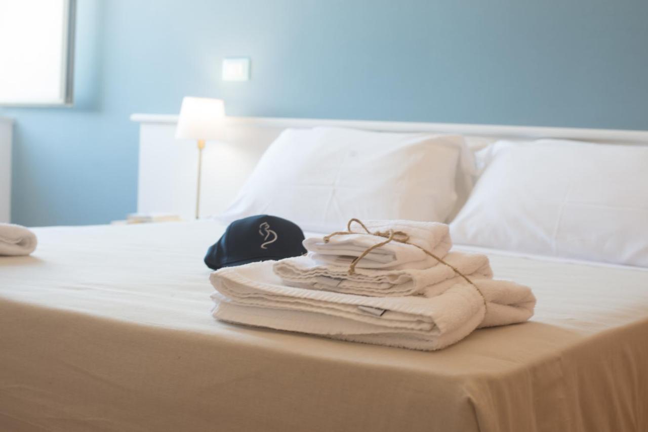Hotel Gatto Bianco Casalabate à Lecce Extérieur photo